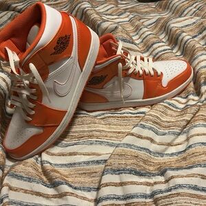 Jordan 1 mid, size 11.5